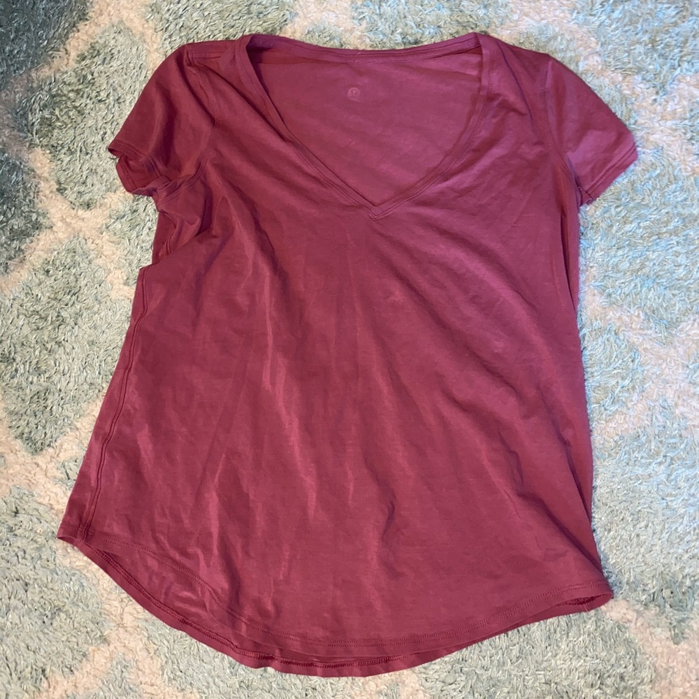 lululemon t shirt